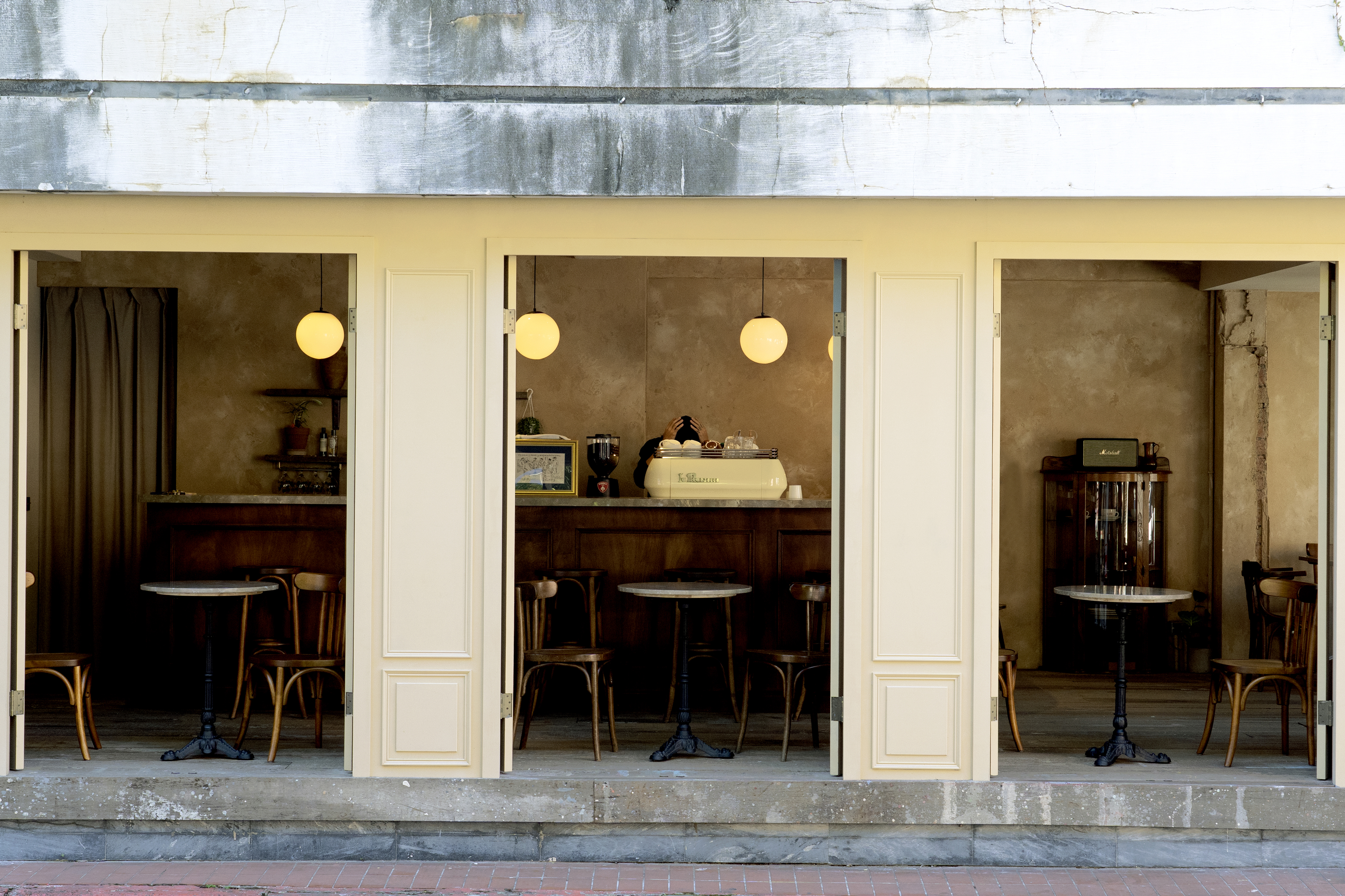 網站近期文章：le cinq cafe｜台北巷弄裡的歐式復古歲月想像